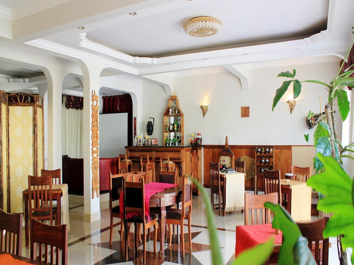 K.Meleon-Hotel Antananarivo Exterior photo