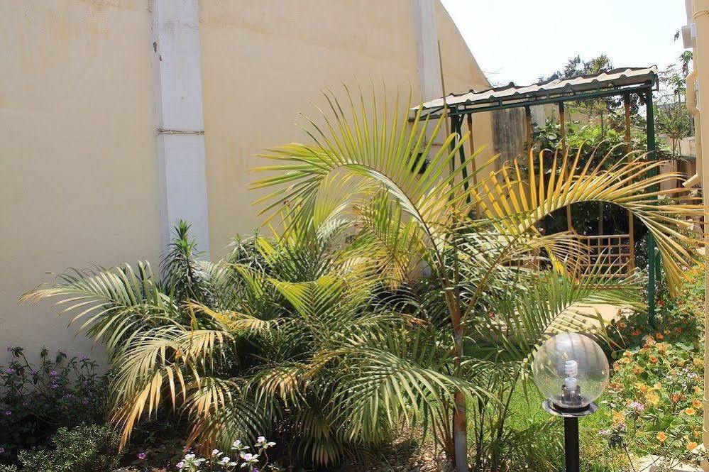 K.Meleon-Hotel Antananarivo Exterior photo